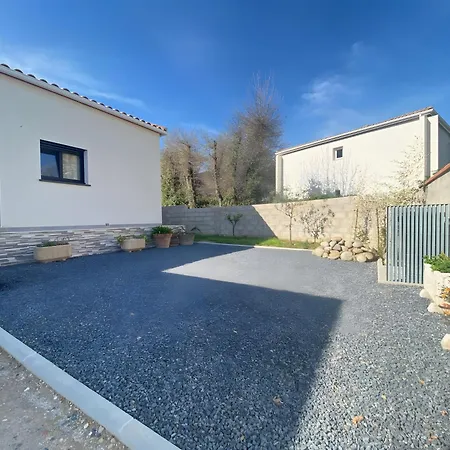 Indépendante Climatisée Laroque-des-Albères